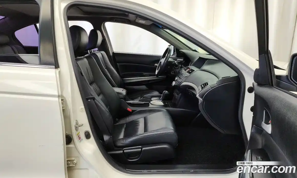 Honda Accord 2008 2.4 Автомат в Москве № 160362, фото 20