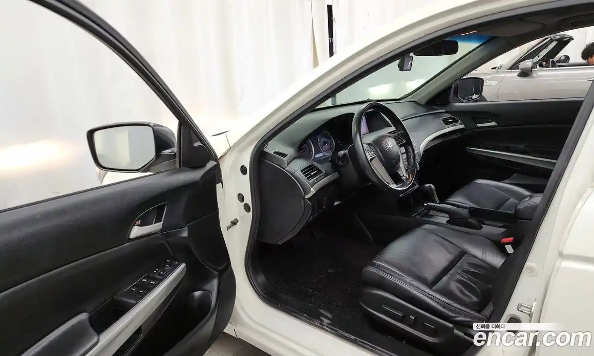 Honda Accord 2008 2.4 Автомат в Москве № 160362, фото 7