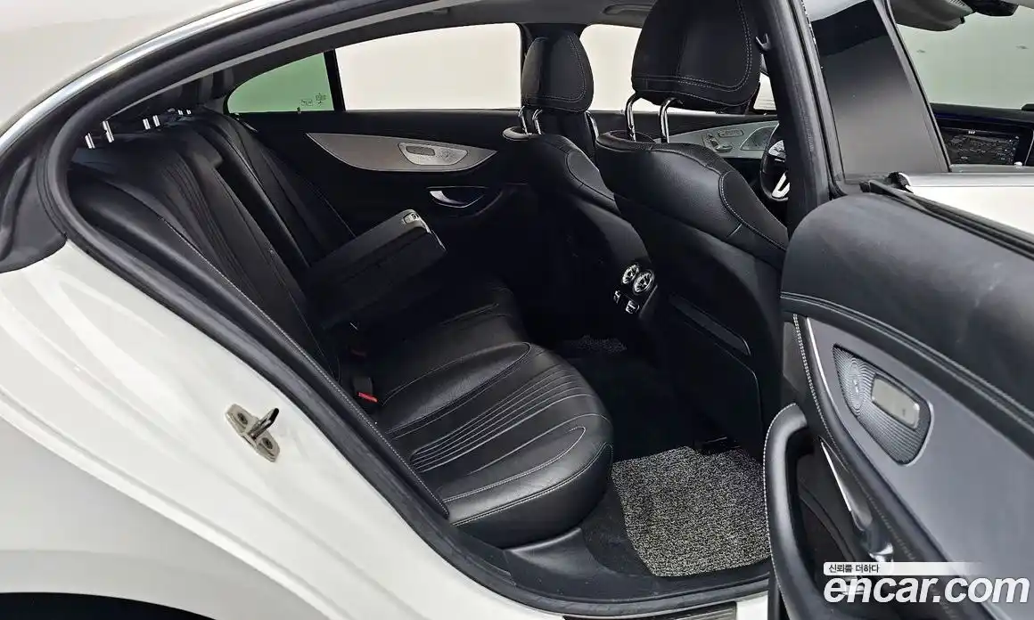 Mercedes-Benz CLS-Class 2019 2.9 Автомат в Москве № 160546, фото 12