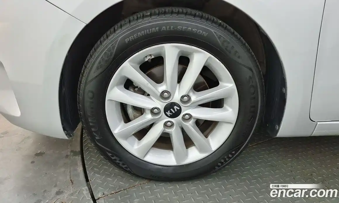 Kia K3 2017 1.6 Автомат в Москве № 160795, фото 16