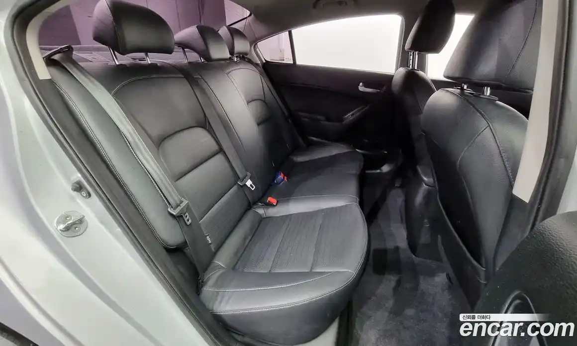 Kia K3 2017 1.6 Автомат в Москве № 160795, фото 5