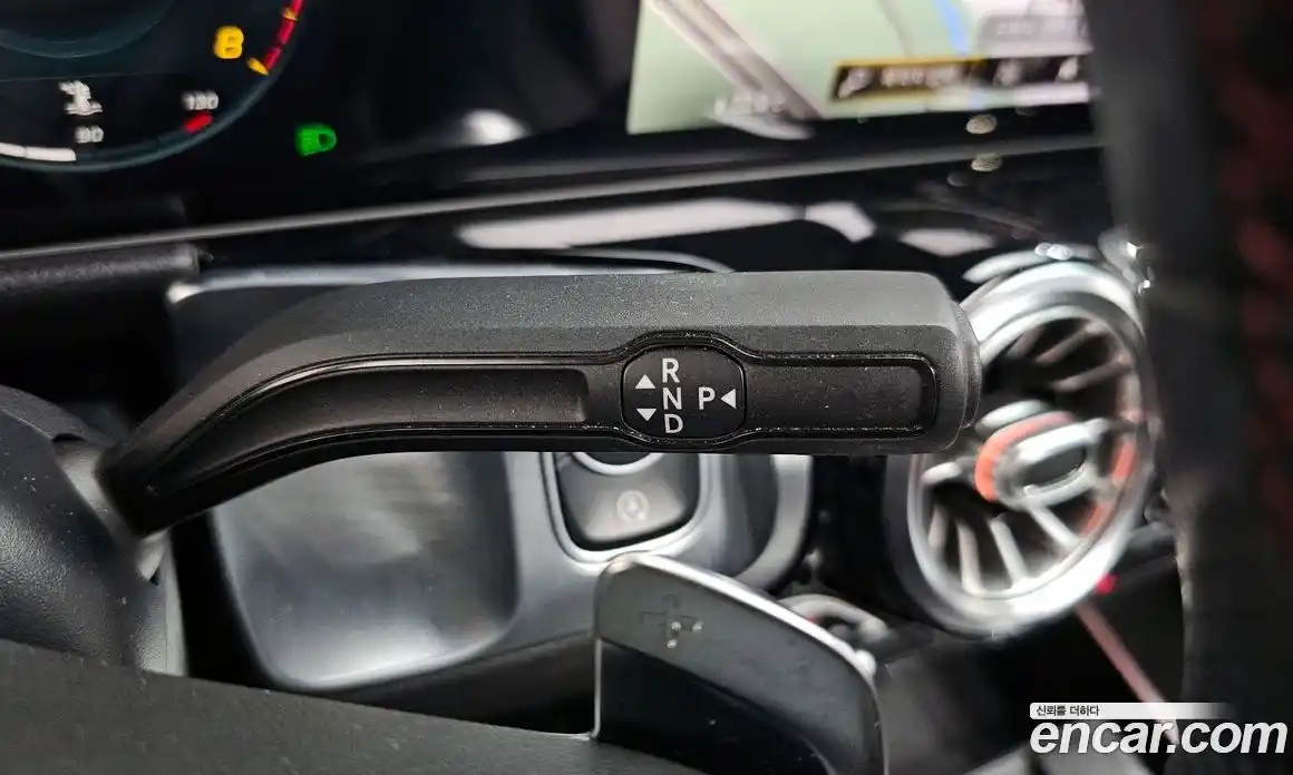 Mercedes-Benz GLB-Class 2020 2.0 Автомат в Москве № 161153, фото 12