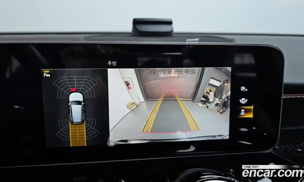 Mercedes-Benz GLB-Class 2020 2.0 Автомат в Москве № 161153, фото 20