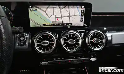 Mercedes-Benz GLB-Class 2020 2.0 Автомат в Москве № 161153, миниатюра 2