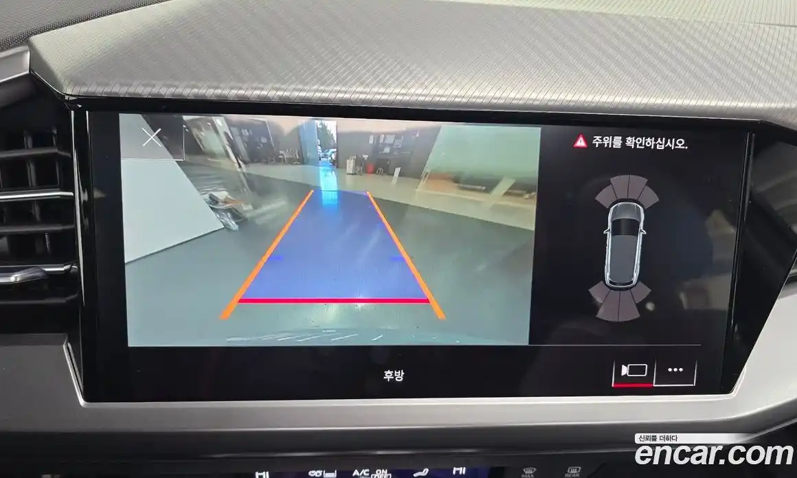 Audi Q4 e-tron 2023 0.2 Автомат в Москве № 162906, фото 15