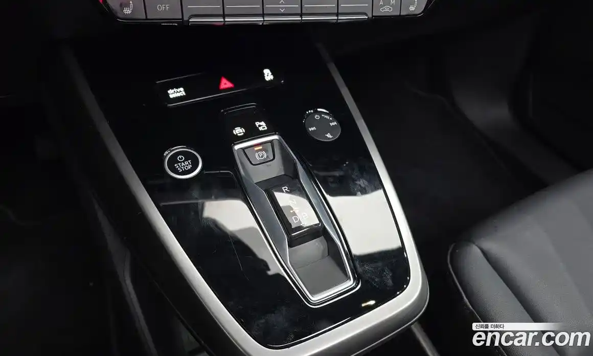 Audi Q4 e-tron 2023 0.2 Автомат в Москве № 162906, фото 3