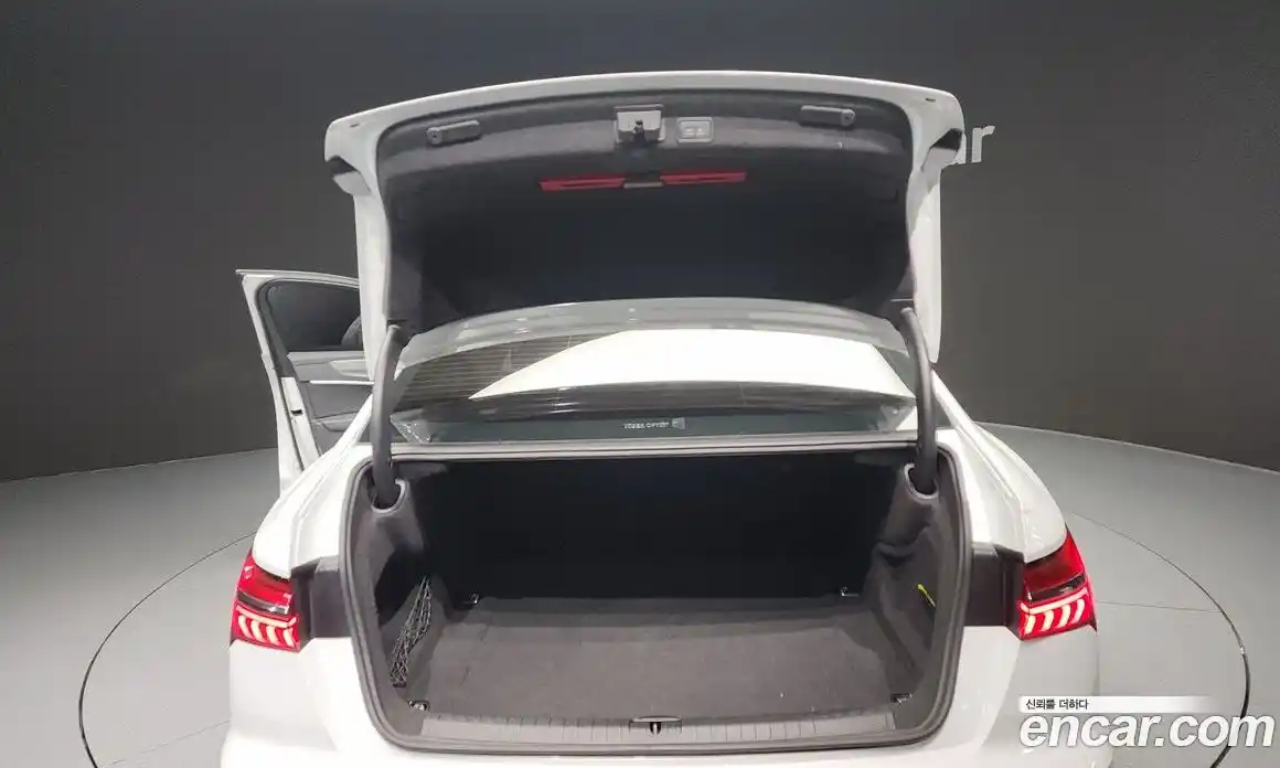 Audi A6 2021 2.0 Автомат в Москве № 162938, фото 14