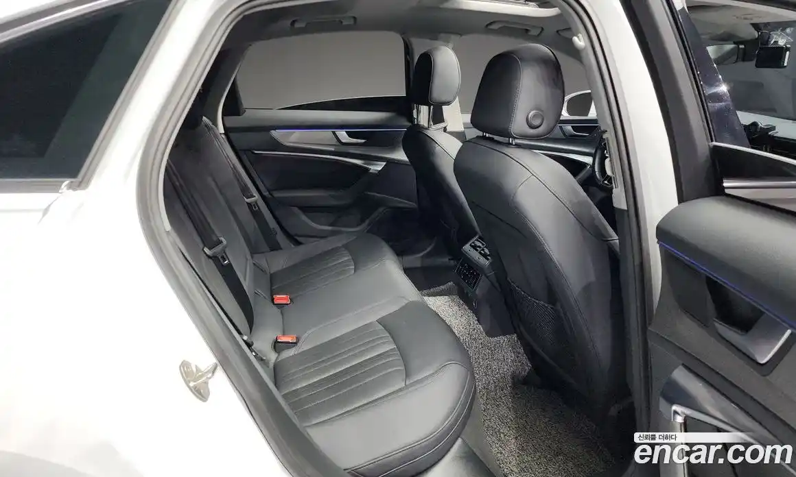 Audi A6 2021 2.0 Автомат в Москве № 162938, фото 3