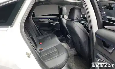 Audi A6 2021 2.0 Автомат в Москве № 162938, миниатюра 3