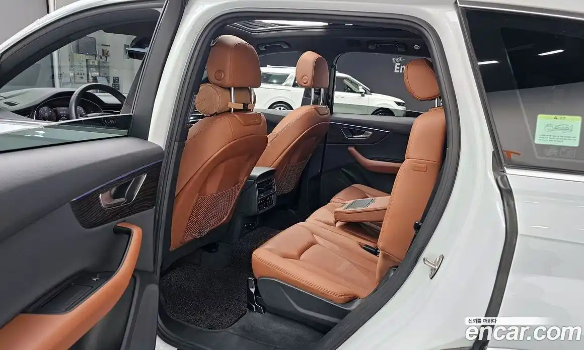 Audi Q7 2021 3.0 Автомат в Москве № 163233, фото 4