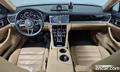 Porsche Panamera, 2018