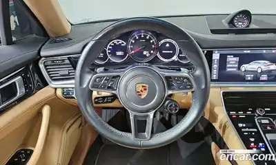 Porsche Panamera 2018 3.0 Автомат в Москве № 165663, миниатюра 7