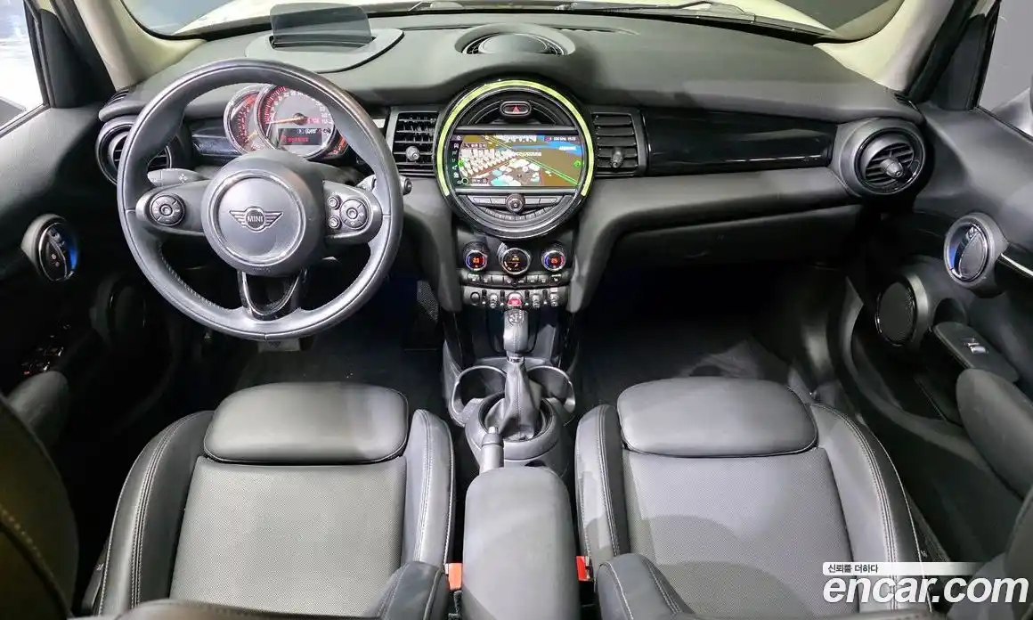 Mini Cooper 2019 1.5 Автомат в Москве № 167263, фото 4