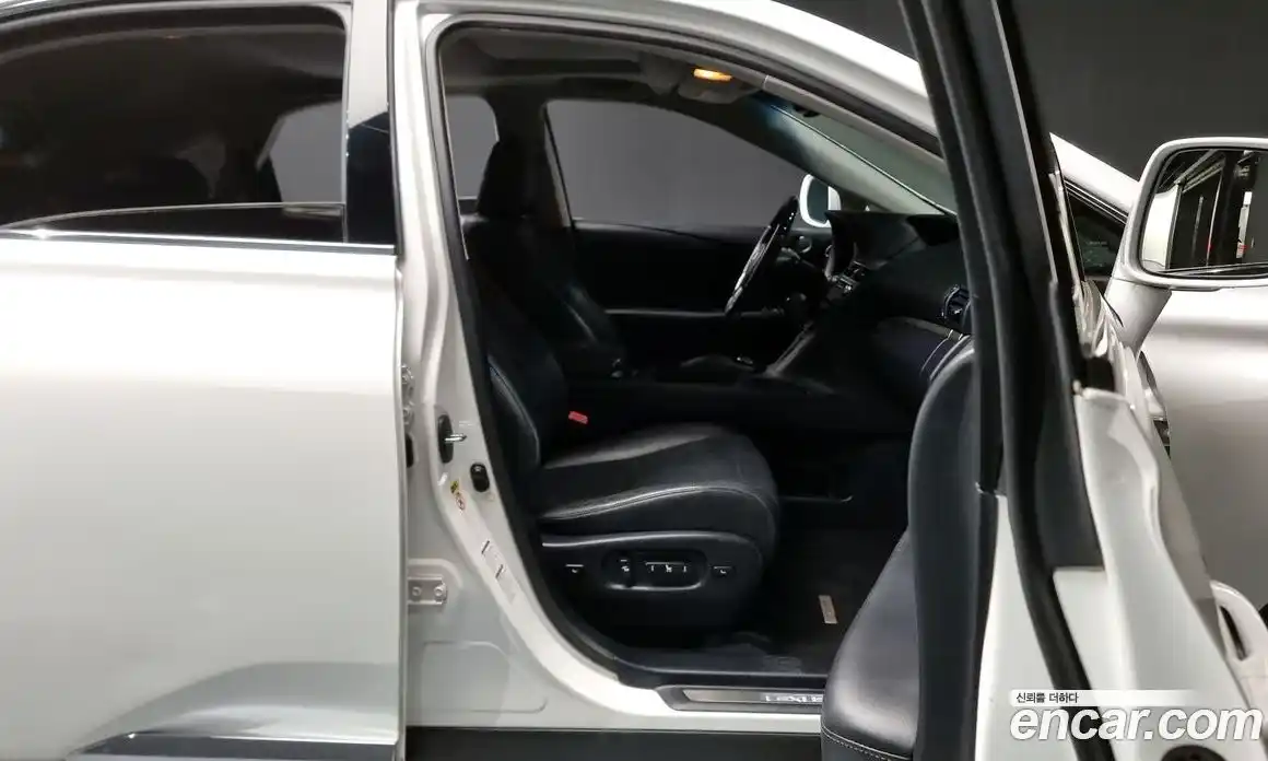 Lexus RX 2013 3.5 Автомат в Москве № 168286, фото 13
