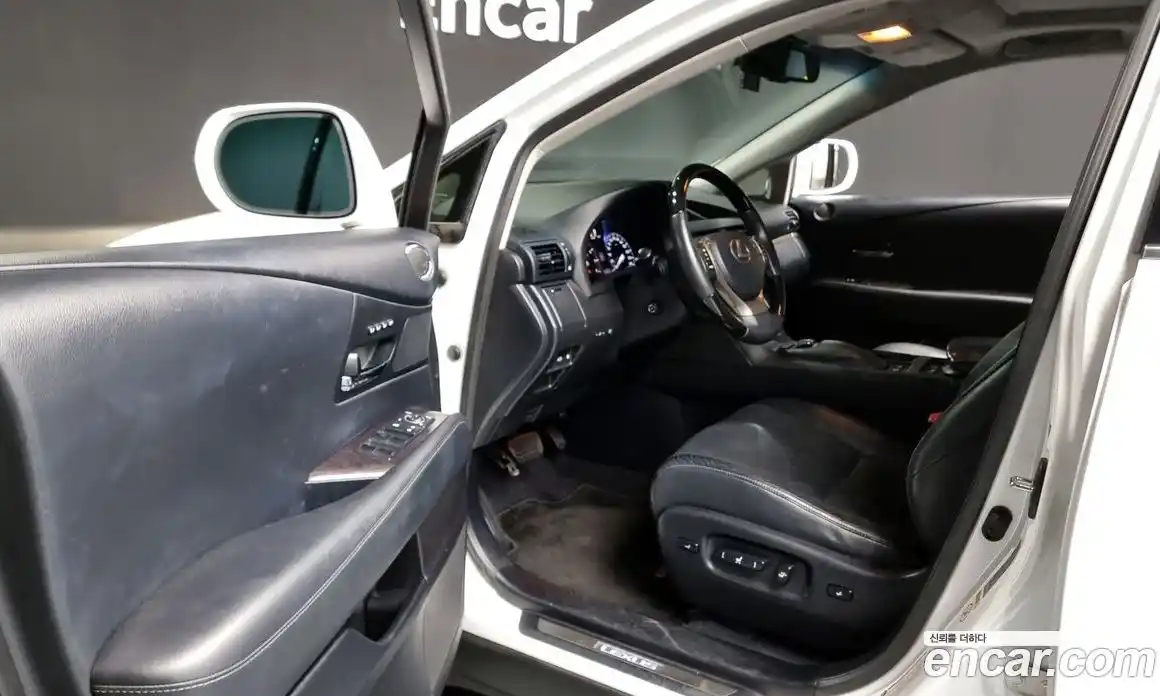 Lexus RX 2013 3.5 Автомат в Москве № 168286, фото 18