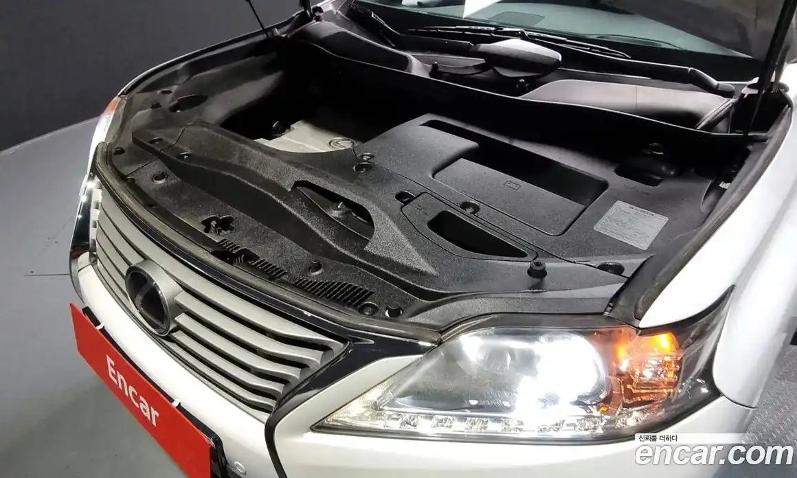 Lexus RX 2013 3.5 Автомат в Москве № 168286, фото 4