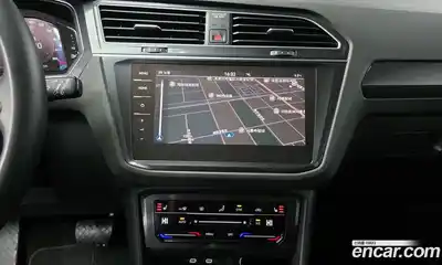 Volkswagen Tiguan 2023 2.0 Автомат в Москве № 168543, миниатюра 11