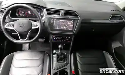 Volkswagen Tiguan 2023 2.0 Автомат в Москве № 168543, миниатюра 9