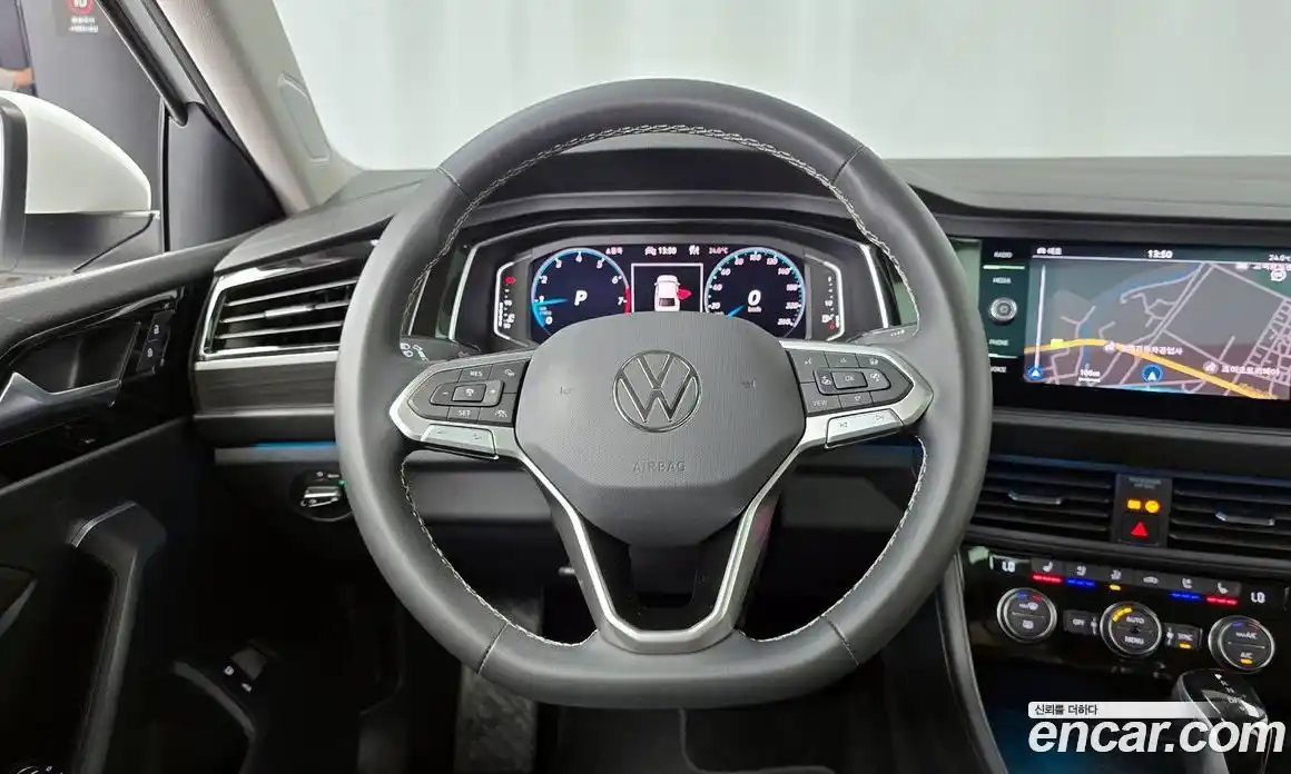 Volkswagen Jetta 2023 1.5 Автомат в Москве № 168621, фото 14