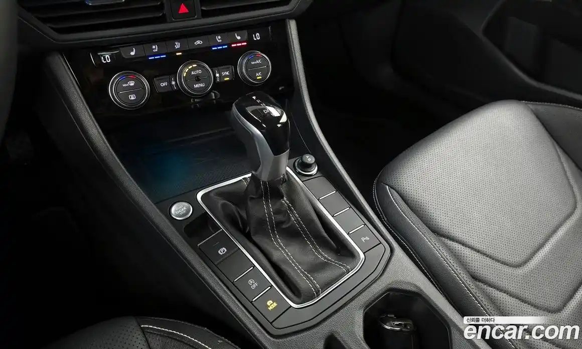 Volkswagen Jetta 2023 1.5 Автомат в Москве № 168621, фото 17