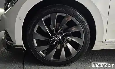 Volkswagen Arteon, 2019