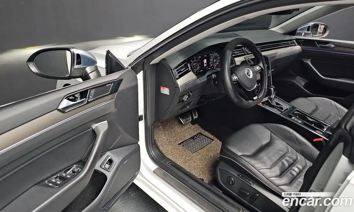 Volkswagen Arteon 2019 2.0 Автомат в Москве № 168637, фото 14