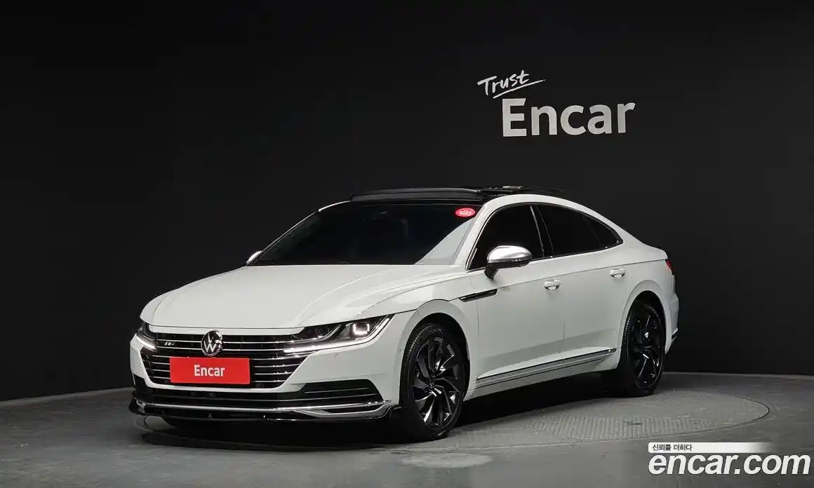 Volkswagen Arteon 2019 2.0 Автомат в Москве № 168637, фото 4