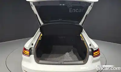 Volkswagen Arteon 2019 2.0 Автомат в Москве № 168637, миниатюра 8