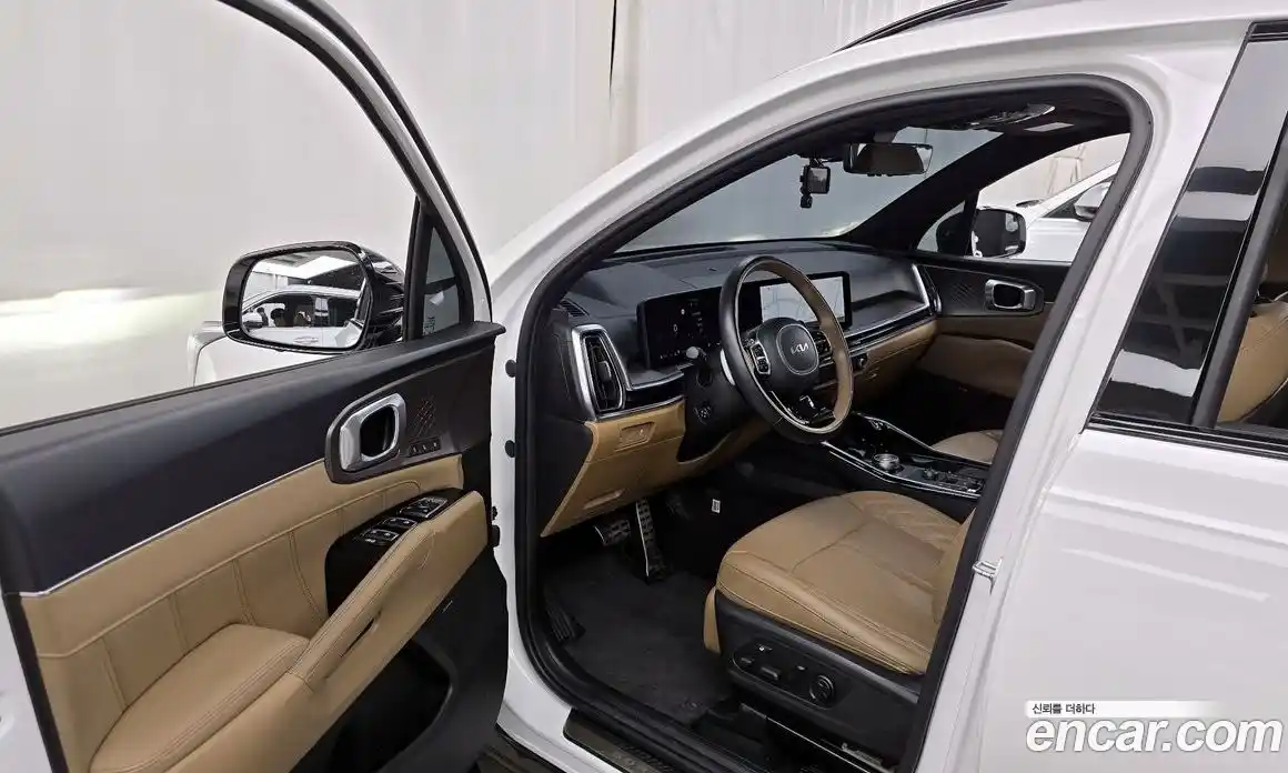 Kia Sorento 2024 1.6 Автомат в Москве № 16875, фото 3