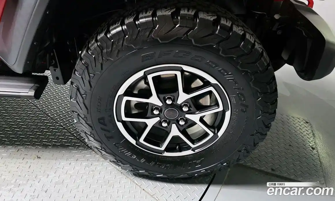 Jeep Wrangler 2024 2.0 Автомат в Москве № 169330, фото 17