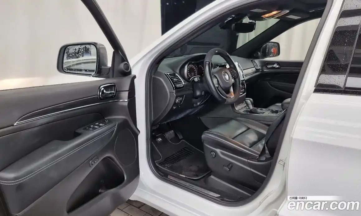 Jeep Cherokee 2021 3.6 Автомат в Москве № 169529, фото 6