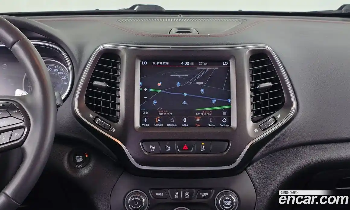 Jeep Cherokee 2020 3.2 Автомат в Москве № 169553, фото 18