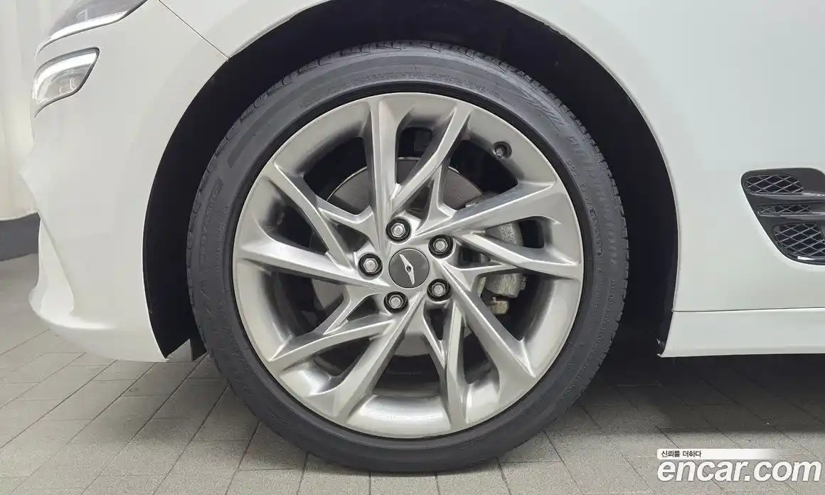 Genesis G70 2022 2.0 Автомат в Москве № 16984, фото 6