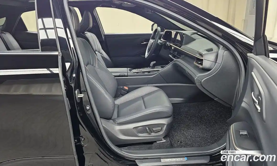 Toyota Crown 2023 2.5 Автомат в Москве № 170284, фото 18