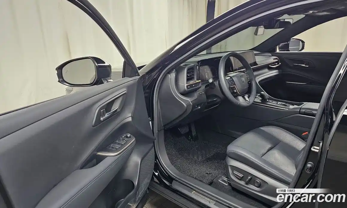 Toyota Crown 2023 2.5 Автомат в Москве № 170284, фото 7