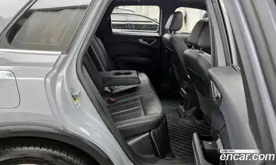Audi Q4 e-tron 2022 0.2 Автомат в Москве № 172448, миниатюра 9