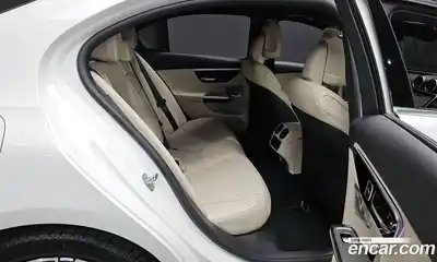 Mercedes-Benz C-Class 2024 2.0 Автомат в Москве № 176526, миниатюра 9