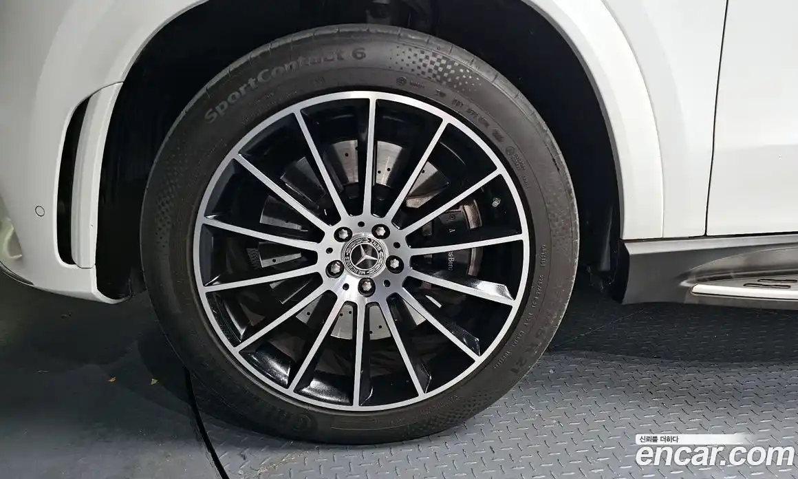 Mercedes-Benz GLE-Class 2023 3.0 Автомат в Москве № 178382, фото 11