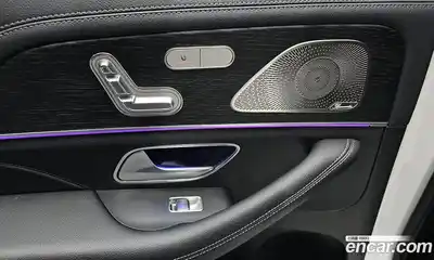 Mercedes-Benz GLE-Class 2023 3.0 Автомат в Москве № 178382, миниатюра 2