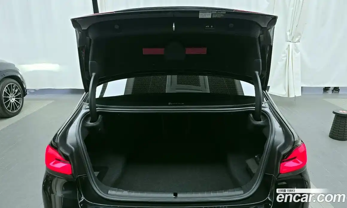 BMW 5-Series 2023 2.0 Автомат в Москве № 188768, фото 16