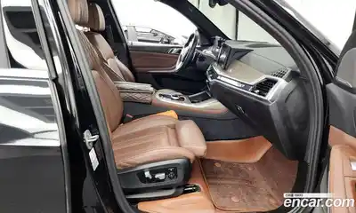 BMW X7 2023 3.0 Автомат в Москве № 189385, миниатюра 4