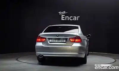 BMW 3-Series 2009 2.0 Автомат в Москве № 189478, миниатюра 2