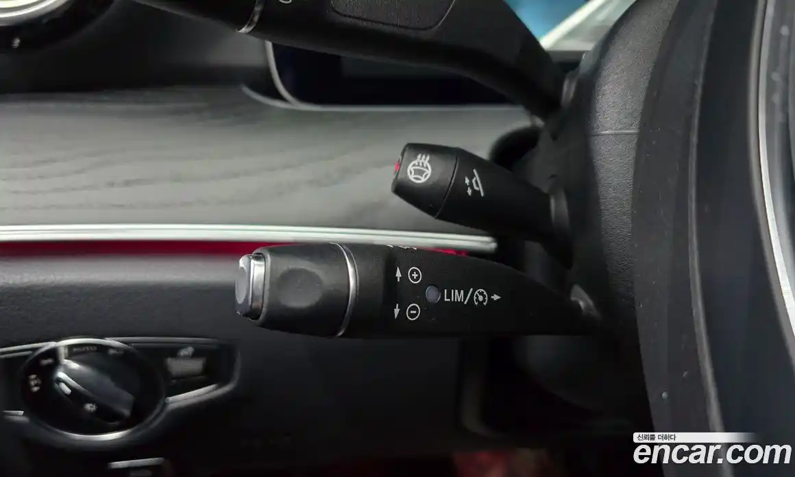 Mercedes-Benz E-Class 2017 2.0 Автомат в Москве № 194189, фото 3