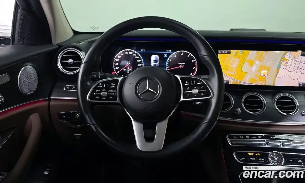 Mercedes-Benz E-Class 2020 2.0 Автомат в Москве № 194570, фото 15