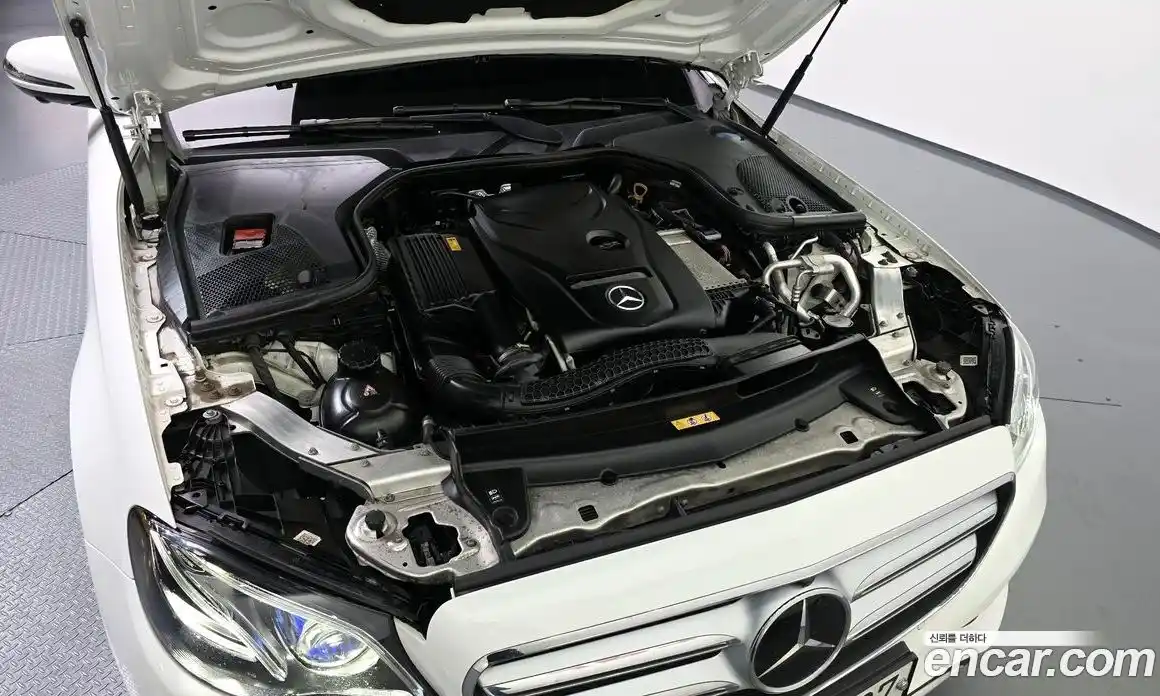 Mercedes-Benz E-Class 2020 2.0 Автомат в Москве № 194570, фото 5