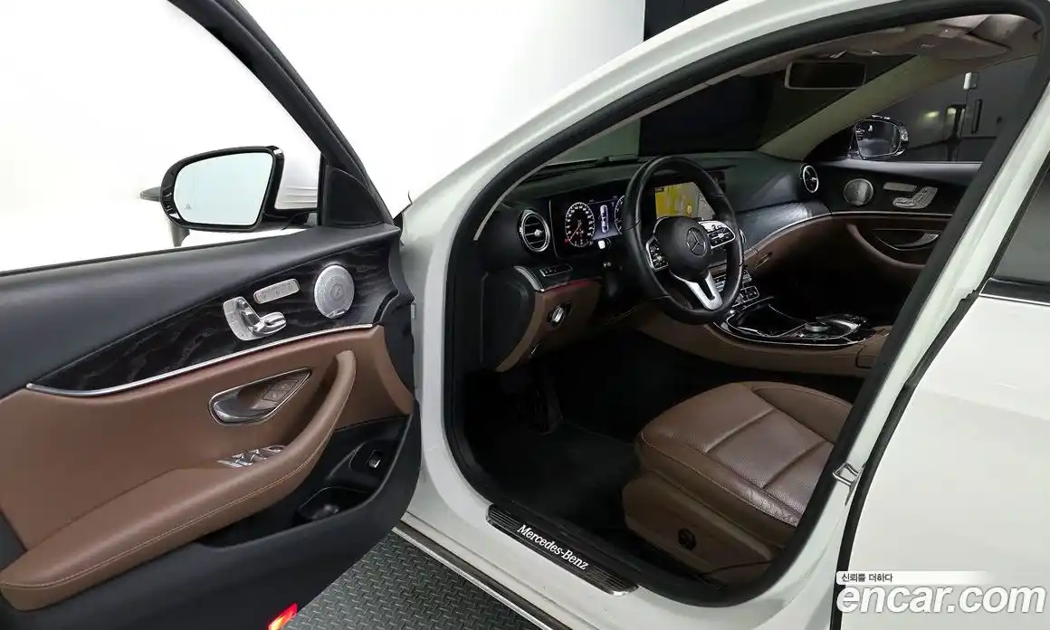 Mercedes-Benz E-Class 2020 2.0 Автомат в Москве № 194570, фото 6