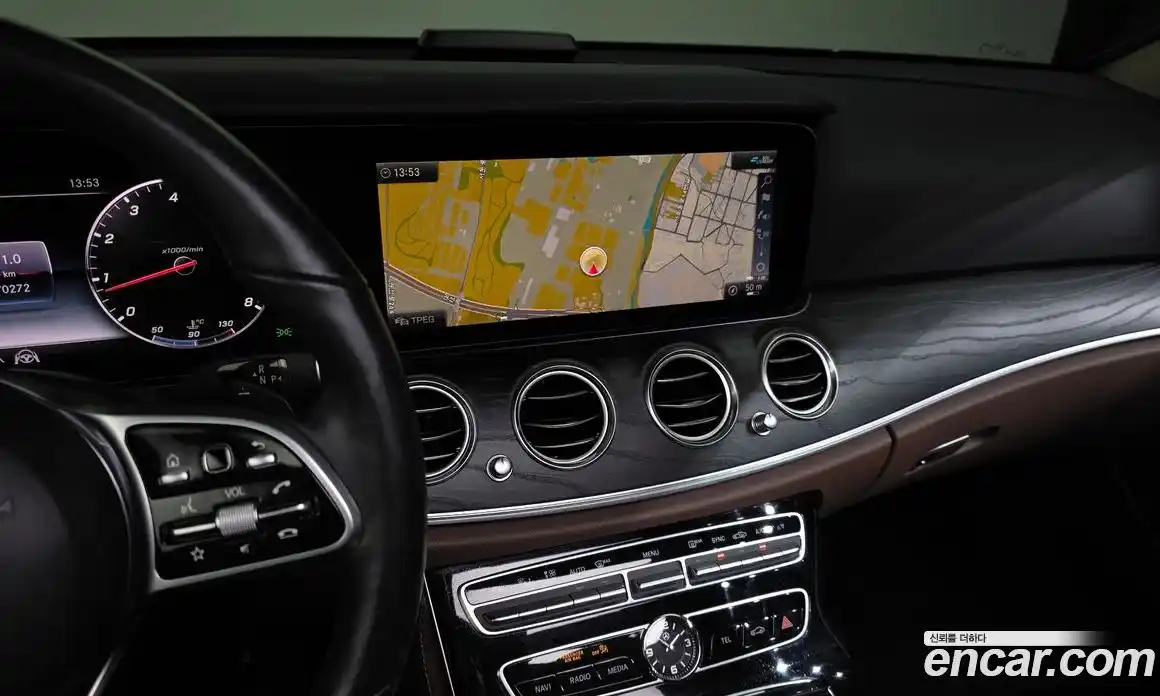 Mercedes-Benz E-Class 2020 2.0 Автомат в Москве № 194570, фото 8