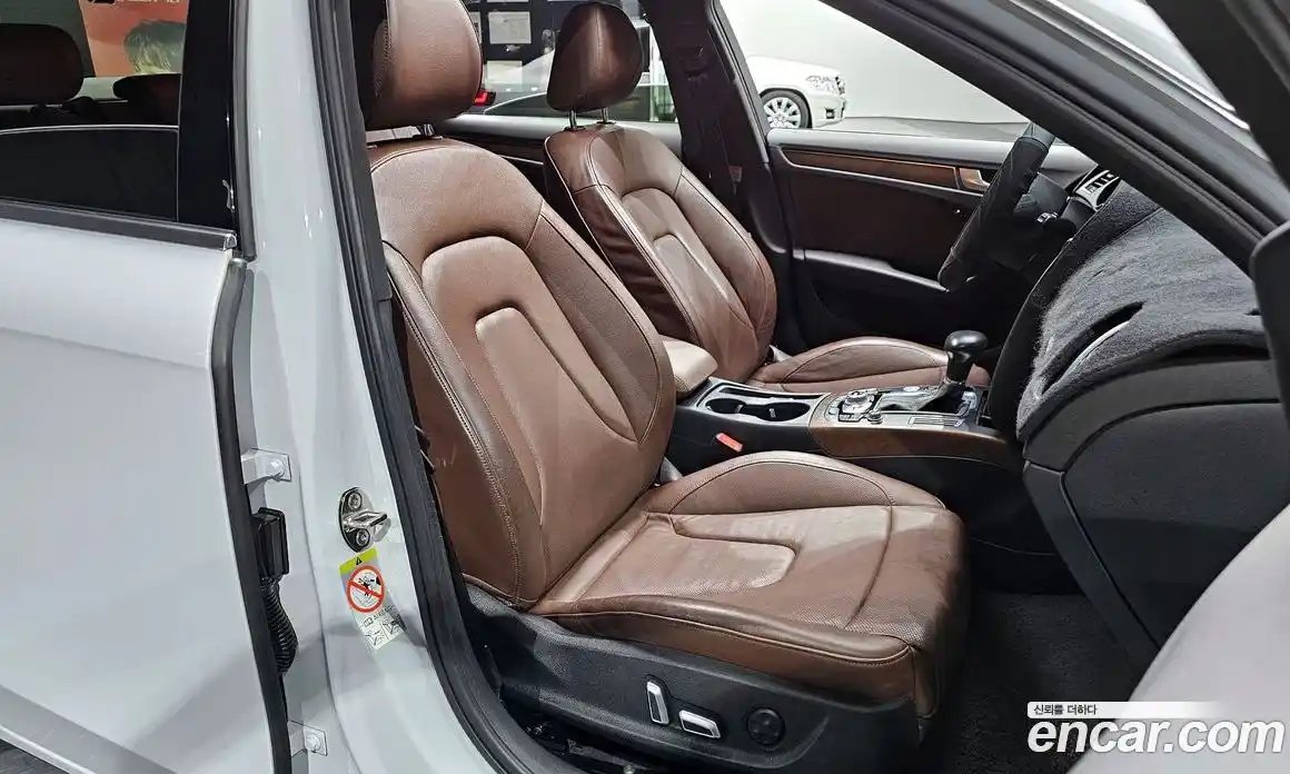 Audi A4 2015 2.0 Автомат в Москве № 195190, фото 13