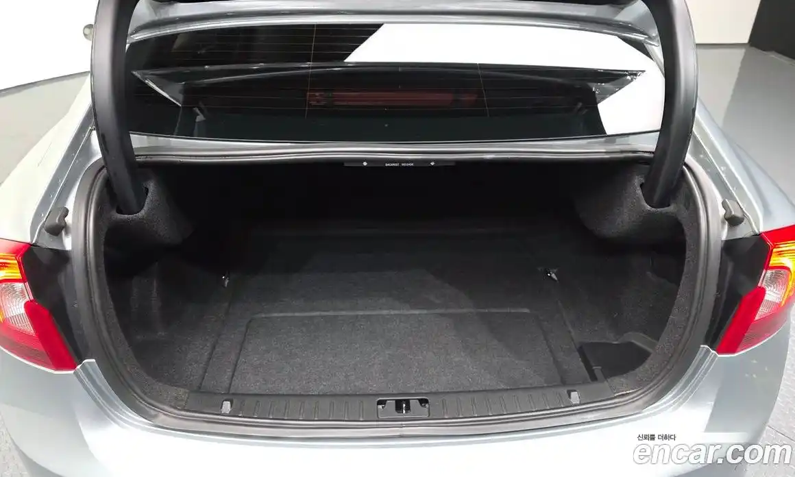 Volvo S60 2016 2.0 Автомат в Москве № 197001, фото 15