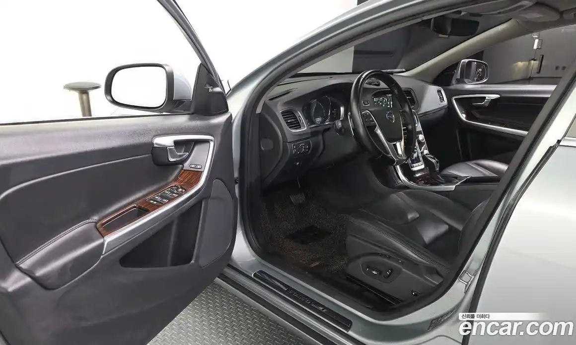 Volvo S60 2016 2.0 Автомат в Москве № 197001, фото 7